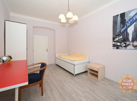 Pronájem bytu, 1+kk, 28 m² obrázek