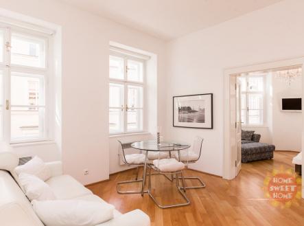 Pronájem bytu, 2+kk, 46 m²