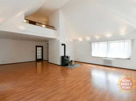 Pronájem domu/vily, 417 m²