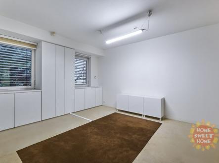 Pronájem kanceláře, 78 m²