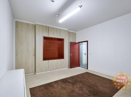 Pronájem kanceláře, 78 m² obrázek