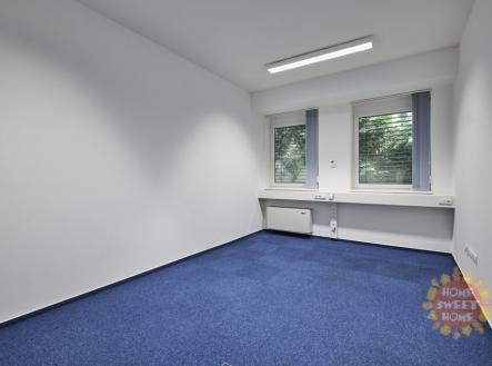 Pronájem kanceláře, 132 m²