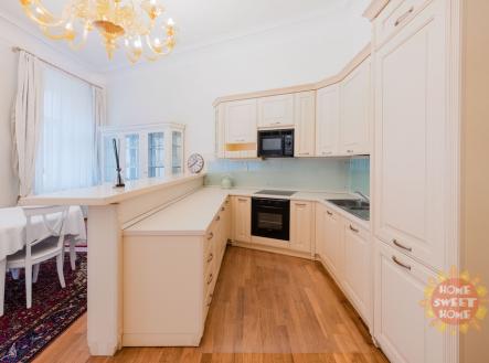 Pronájem bytu, 4+kk, 120 m²