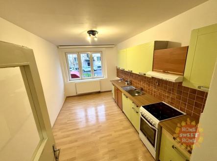 Pronájem bytu, 1+1, 60 m²