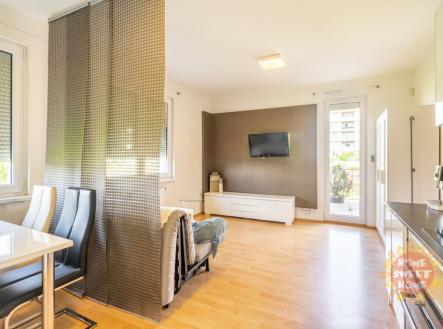 Pronájem bytu, 1+kk, 32 m²