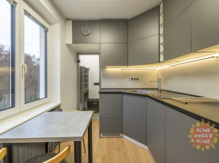 Pronájem bytu, 2+1, 58 m²