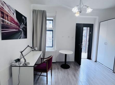 Pronájem bytu, 1+kk, 19 m²
