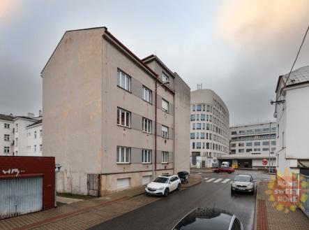 Prodej nájemního domu, 1 360 m²