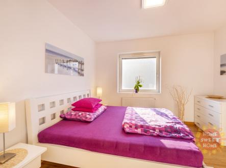 Prodej bytu, 3+kk, 87 m²