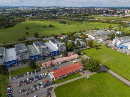 Pronájem skladovací prostor, 382 m²