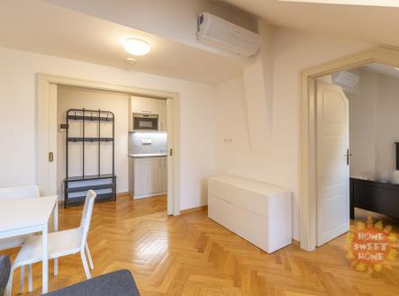Pronájem bytu, 2+kk, 39 m²