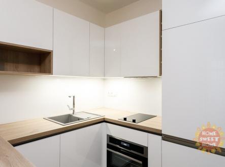 Pronájem bytu, 1+kk, 27 m²