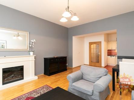 Pronájem bytu, 3+kk, 85 m²