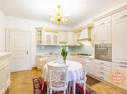 Pronájem bytu, 2+kk, 72 m²