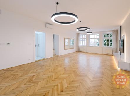 Pronájem bytu, 3+1, 137 m²