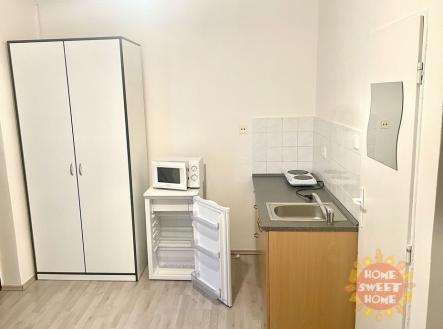 Pronájem bytu, 1+kk, 23 m²