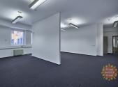 Pronájem kanceláře, 73 m²