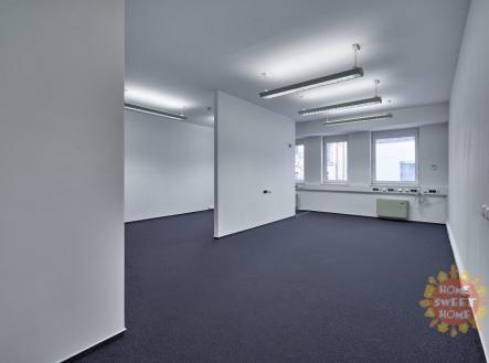 Pronájem kanceláře, 73 m²