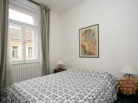 Pronájem bytu, 3+kk, 87 m²