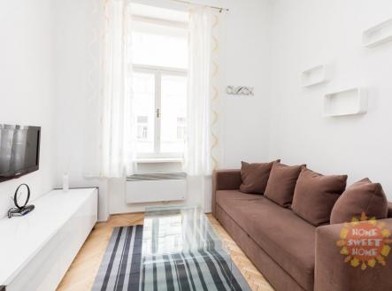 Pronájem bytu, 2+kk, 48 m²