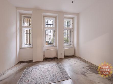 Pronájem kanceláře, 221 m²