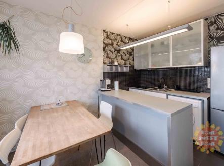 Pronájem bytu, 3+kk, 68 m²