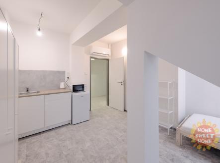 Pronájem bytu, jiný, 18 m²