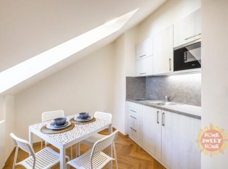 Pronájem bytu, 1+kk, 31 m²