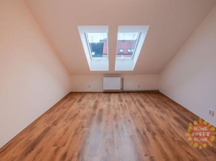 Pronájem bytu, 2+kk, 47 m²