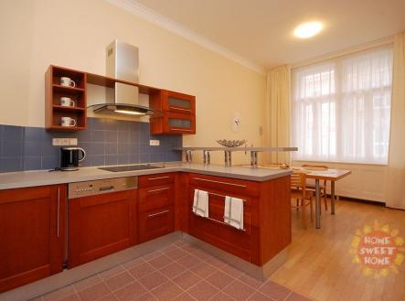 Pronájem bytu, 3+1, 92 m²