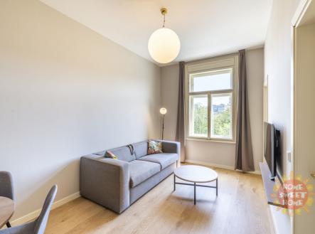 Pronájem bytu, 2+kk, 43 m²