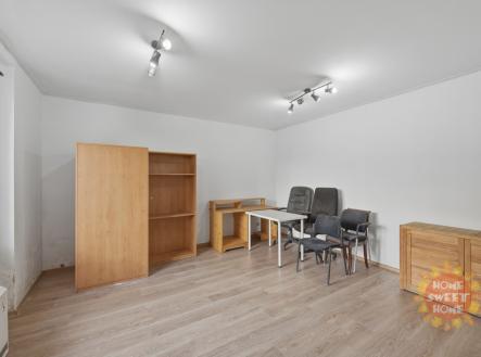 Prodej kanceláře, 120 m²