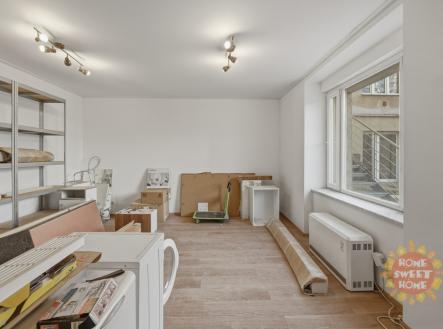 Prodej kanceláře, 120 m²