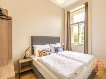 Pronájem bytu, 2+kk, 43 m²