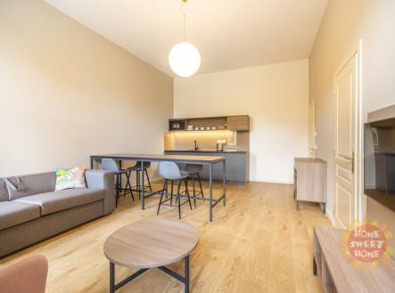 Pronájem bytu, 2+kk, 43 m²
