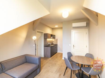 Pronájem bytu, 2+kk, 37 m²