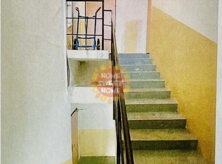 Pronájem skladovací prostor, 101 m²