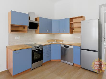 Pronájem bytu, 3+kk, 85 m²