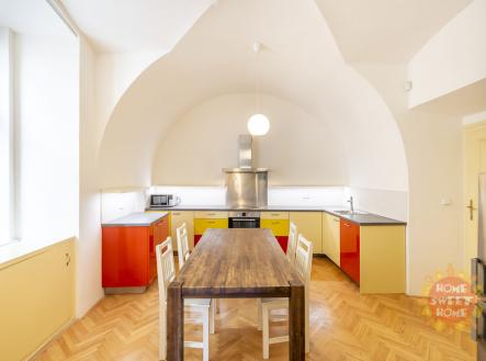 Pronájem bytu, 3+1, 117 m²