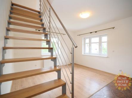 Pronájem bytu, 3+kk, 67 m²