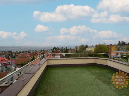 Pronájem bytu, 3+kk, 67 m²