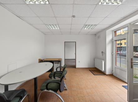 Pronájem kanceláře, 60 m²