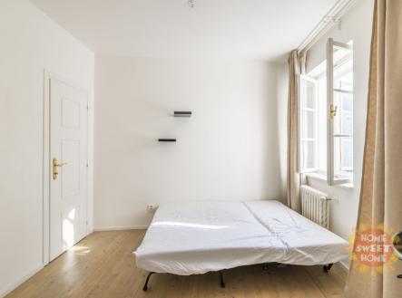 Pronájem bytu, 1+kk, 16 m²