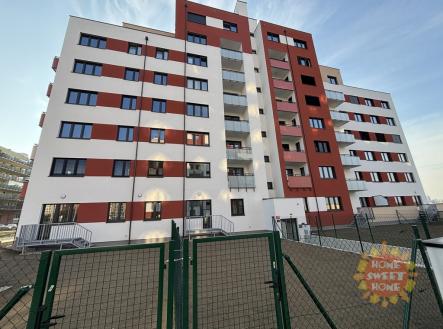 Pronájem bytu, 2+kk, 43 m²