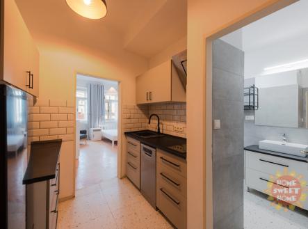 Pronájem bytu, 1+kk, 30 m²