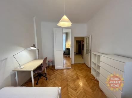 Pronájem bytu, 1+kk, 30 m²