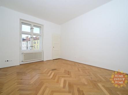 Pronájem kanceláře, 139 m²