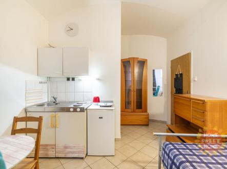 Pronájem bytu, 1+kk, 19 m²