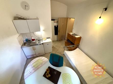 Pronájem bytu, 1+kk, 19 m² obrázek