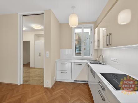 Pronájem bytu, 3+1, 103 m²